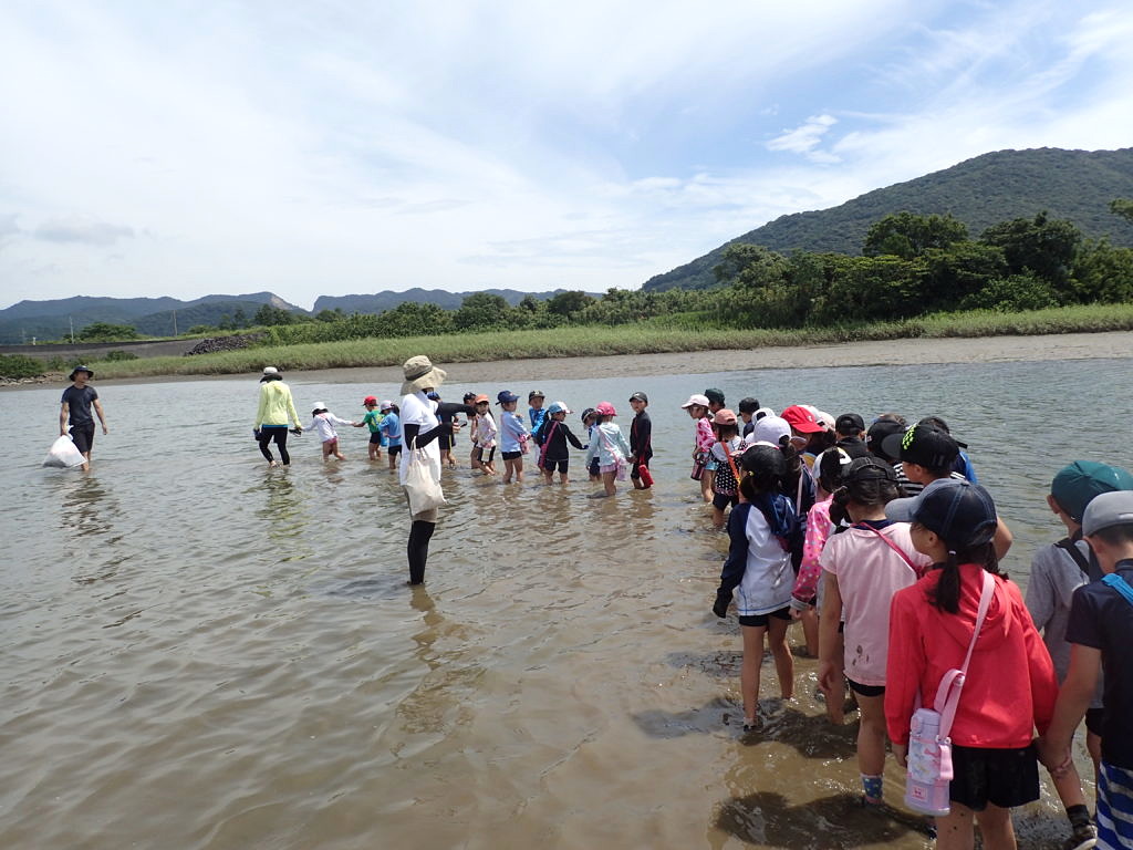 川の中を通って戻ります